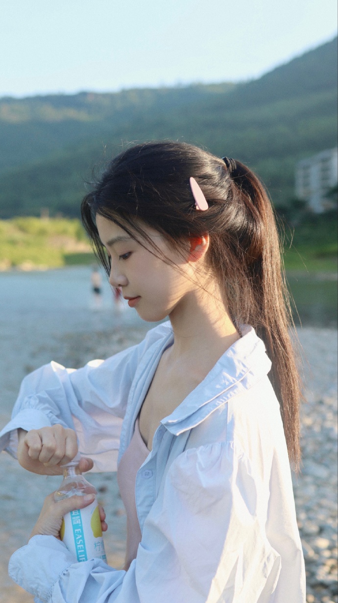 年会不能停 封面