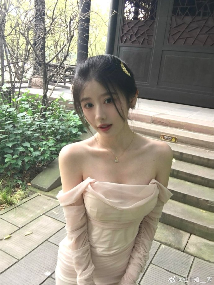 天官赐福 封面